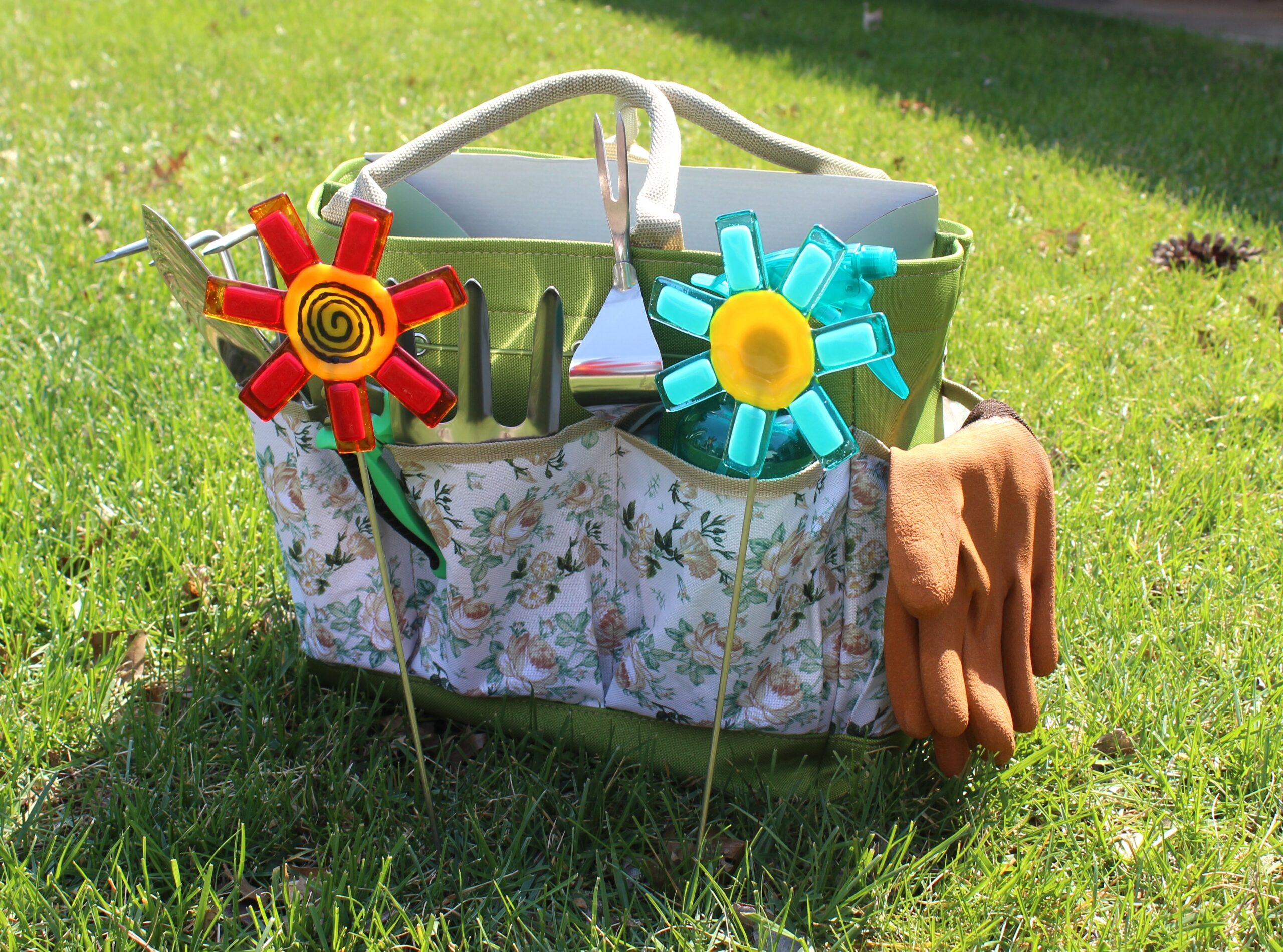 garden apron spring 2026